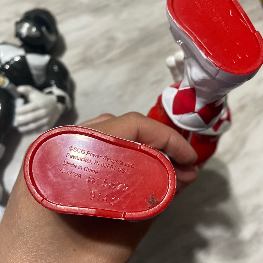 Power Ranger Action Figures - Picture 8 of 10